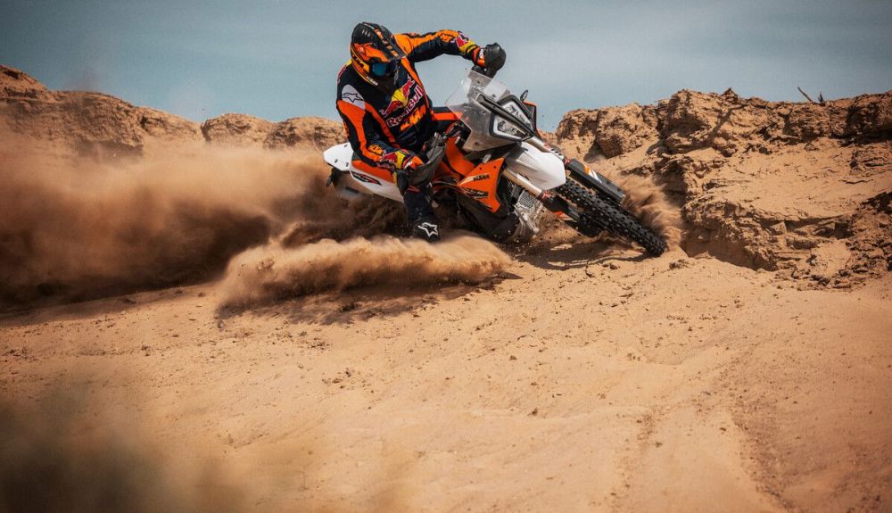 MY24 KTM 890 ADVENTURE R RALLY 4