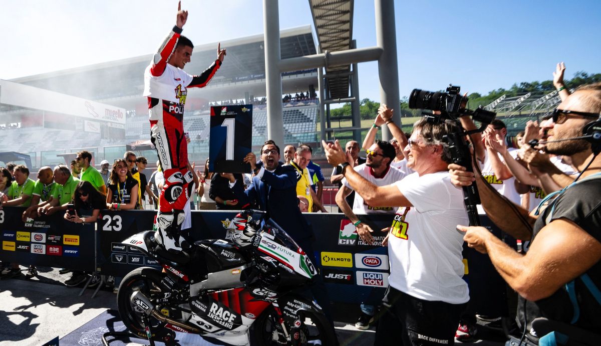 Vicente Pérez campeón del CIV Moto3 2023 Vicente Pérez campeón del CIV Moto3 2023