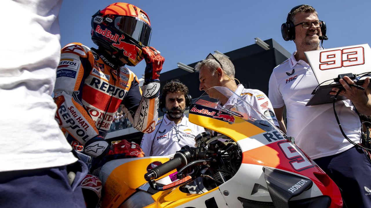 Marc Márquez en la parrilla de Misano antes del GP de San Marino.