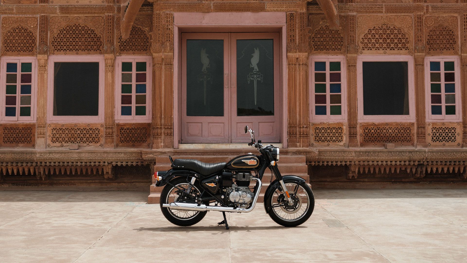 Royal Enfield Bullet 350 2023 Ambiente (1)