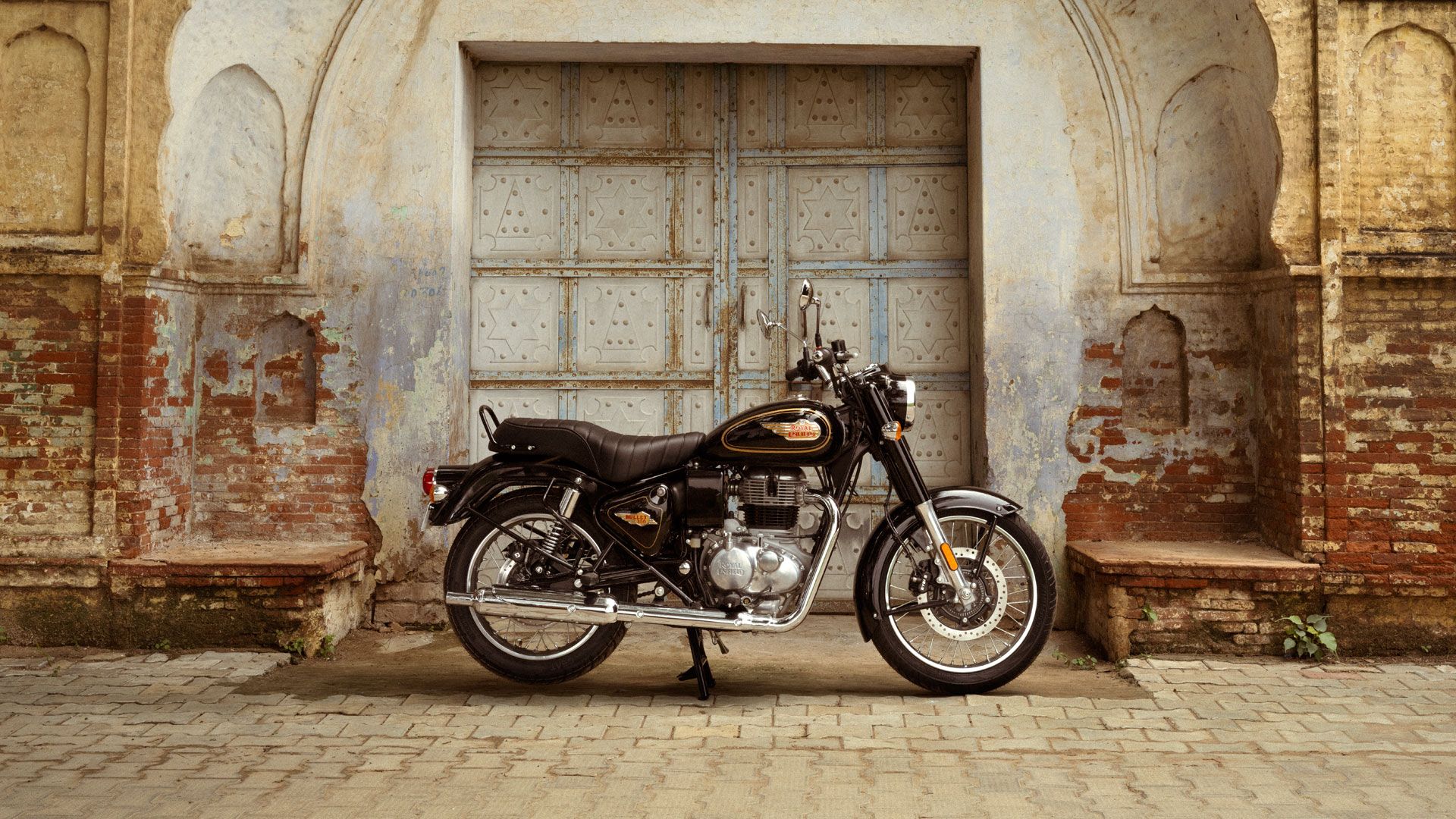 Royal Enfield Bullet 350 2023 Ambiente (6)
