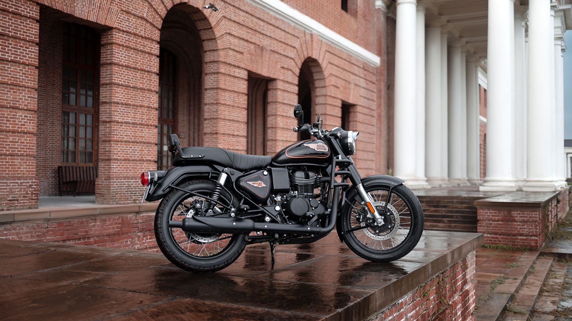 Royal Enfield Bullet 350 2023 Ambiente (9)