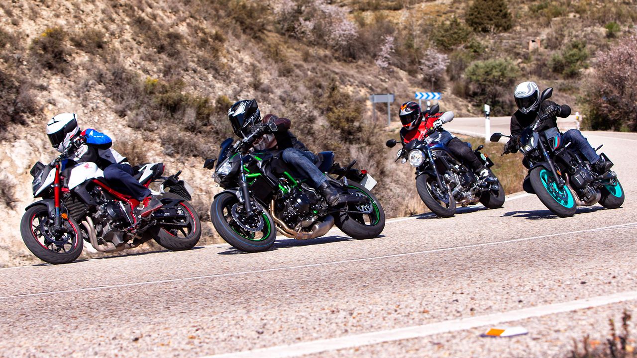 Comparativa: Honda CB750 Hornet, Kwasaki Z650, Suzuki SV650 y Yamaha MT 07 2023