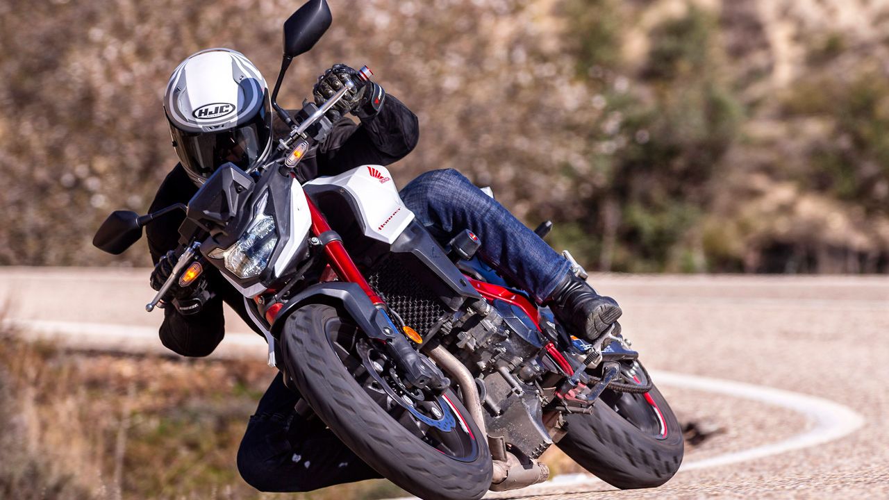 Honda CB750 Hornet 2023 (1)