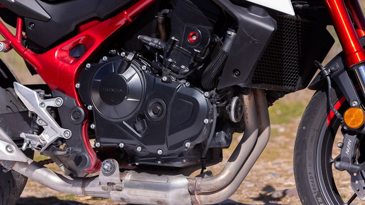 Honda CB750 Hornet 2023 (2)