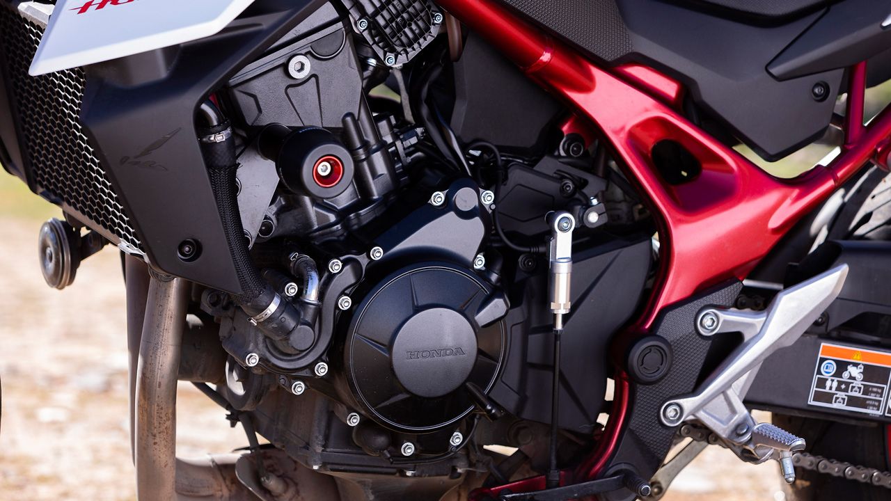 Honda CB750 Hornet 2023 (9)