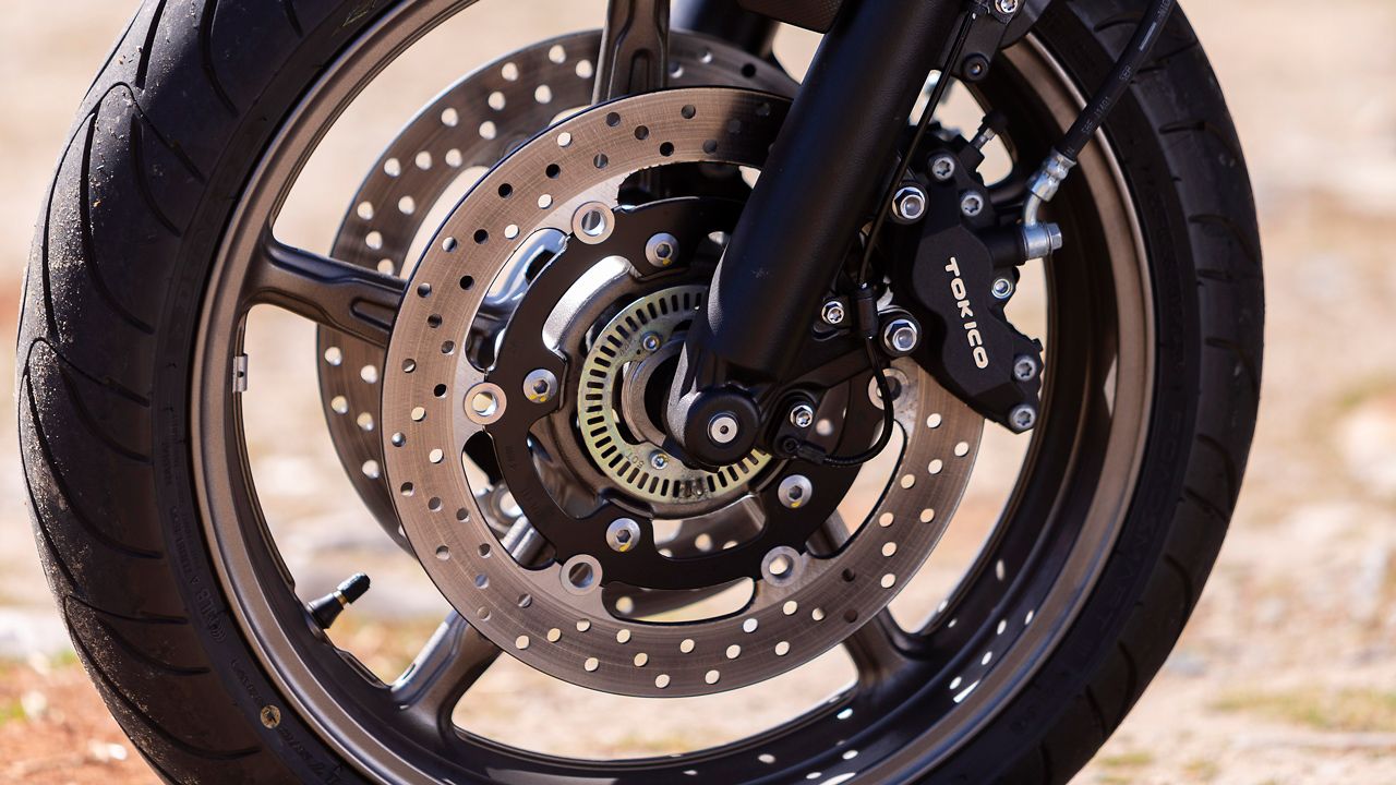 Kawasaki Z650 2023 Detalles (1)