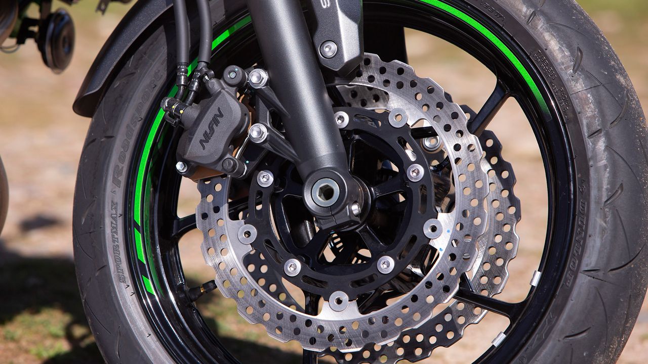 Kawasaki Z650 2023 Detalles (6)