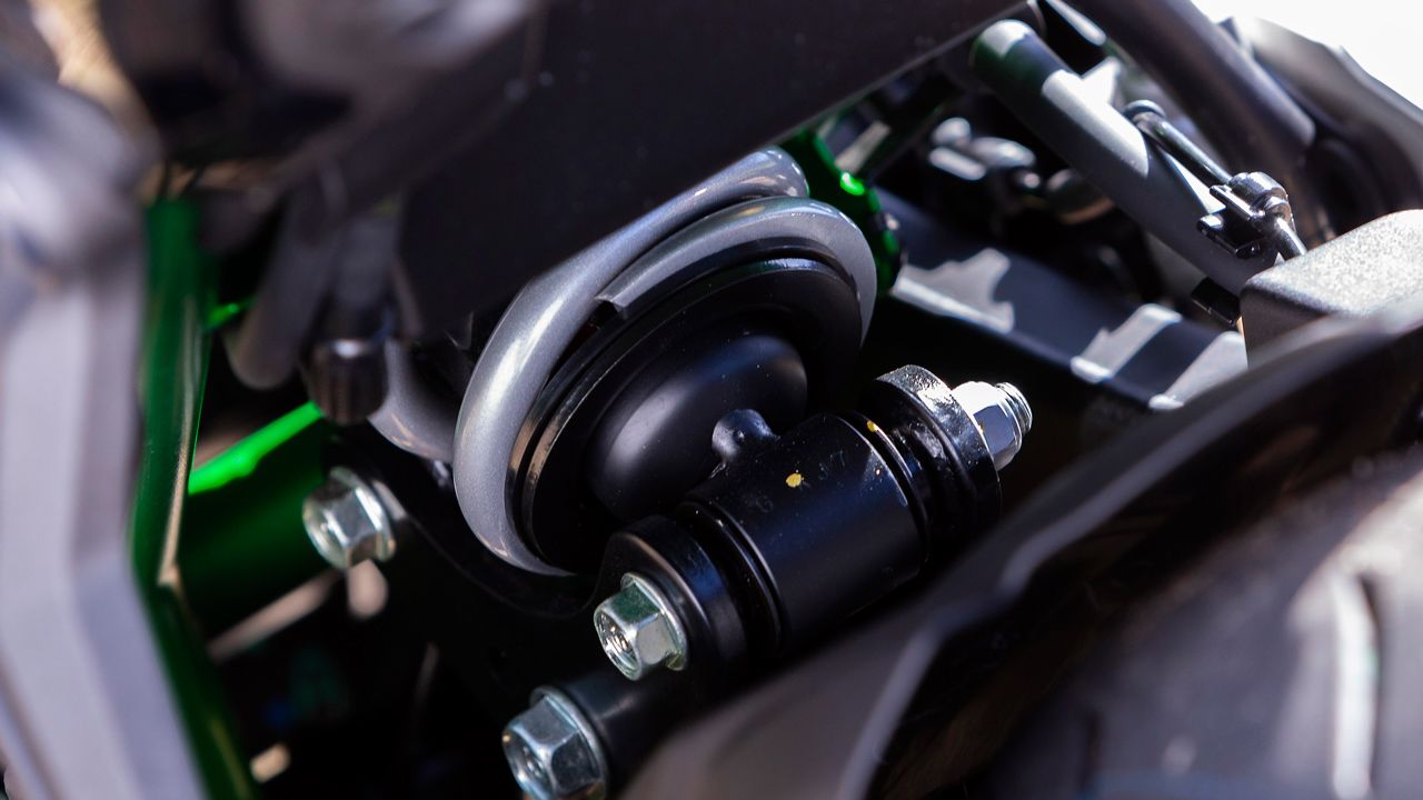 Kawasaki Z650 2023 Detalles (10)