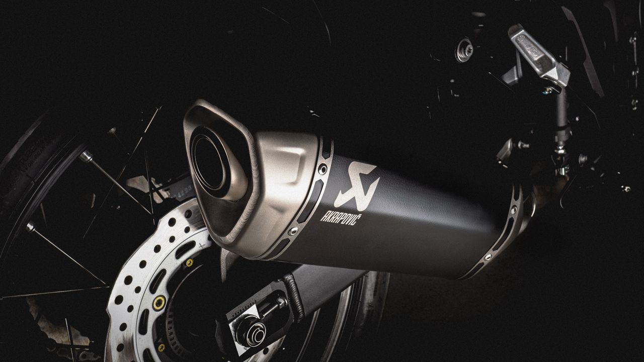 Silenciador Akrapovic Honda XL750 Transalp