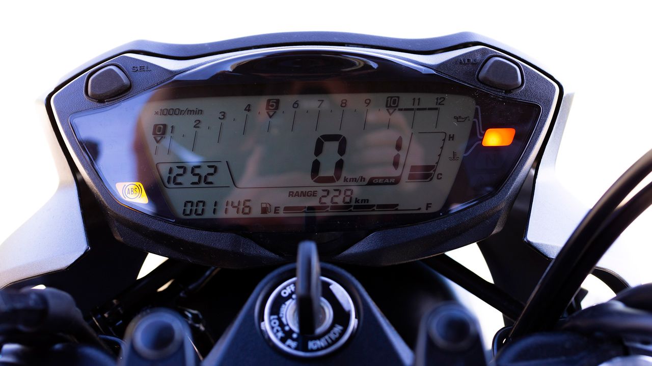 Suzuki SV650 2023 Detalles