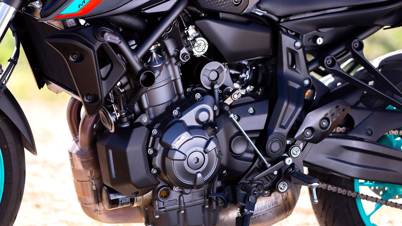 Yamaha MT 07 2022 Detalles (9)