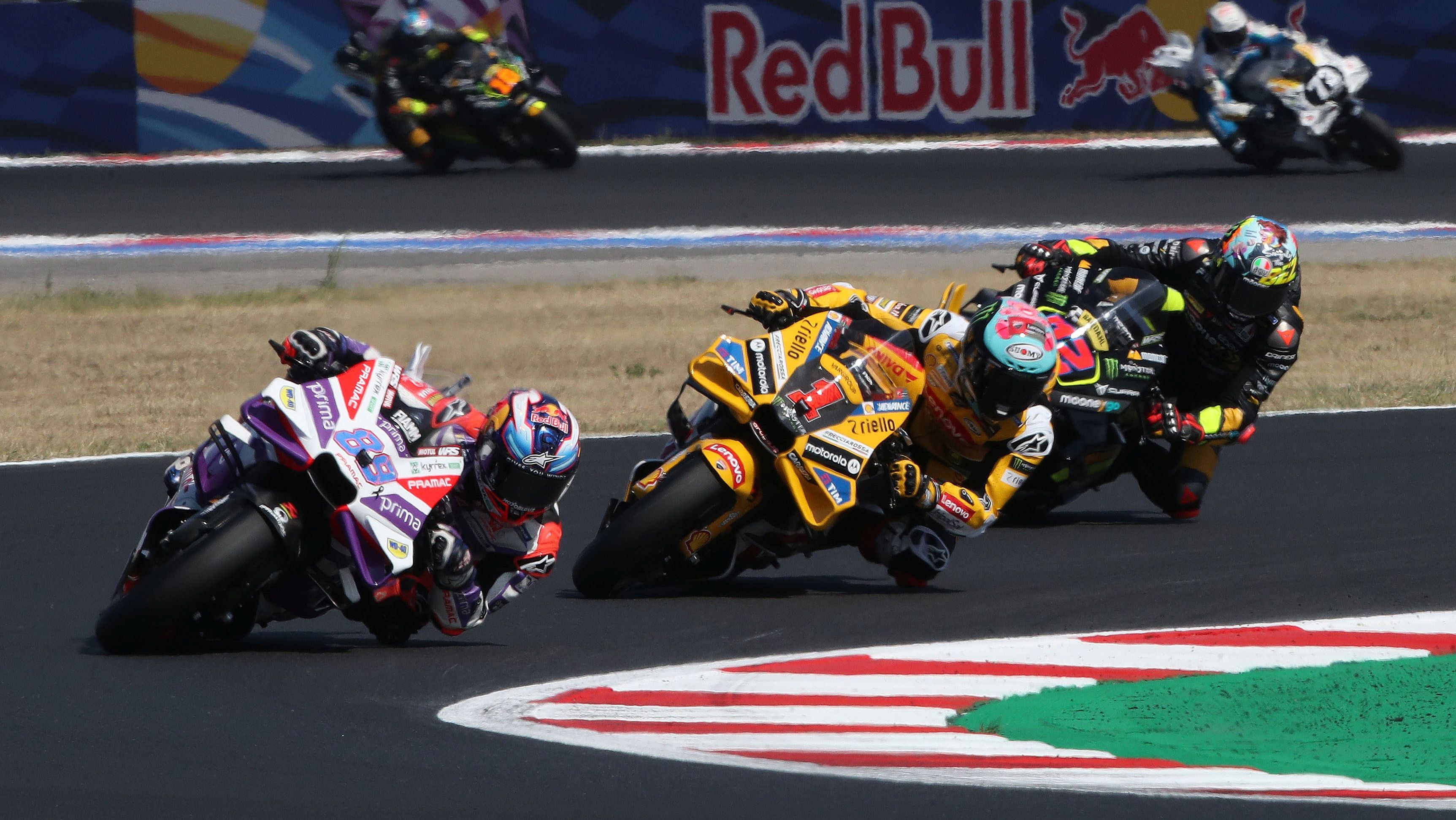 Jorge Martín comanda ante Pecco Bagnaia y Marco Bezzecchi, MotoGP Misano 2023