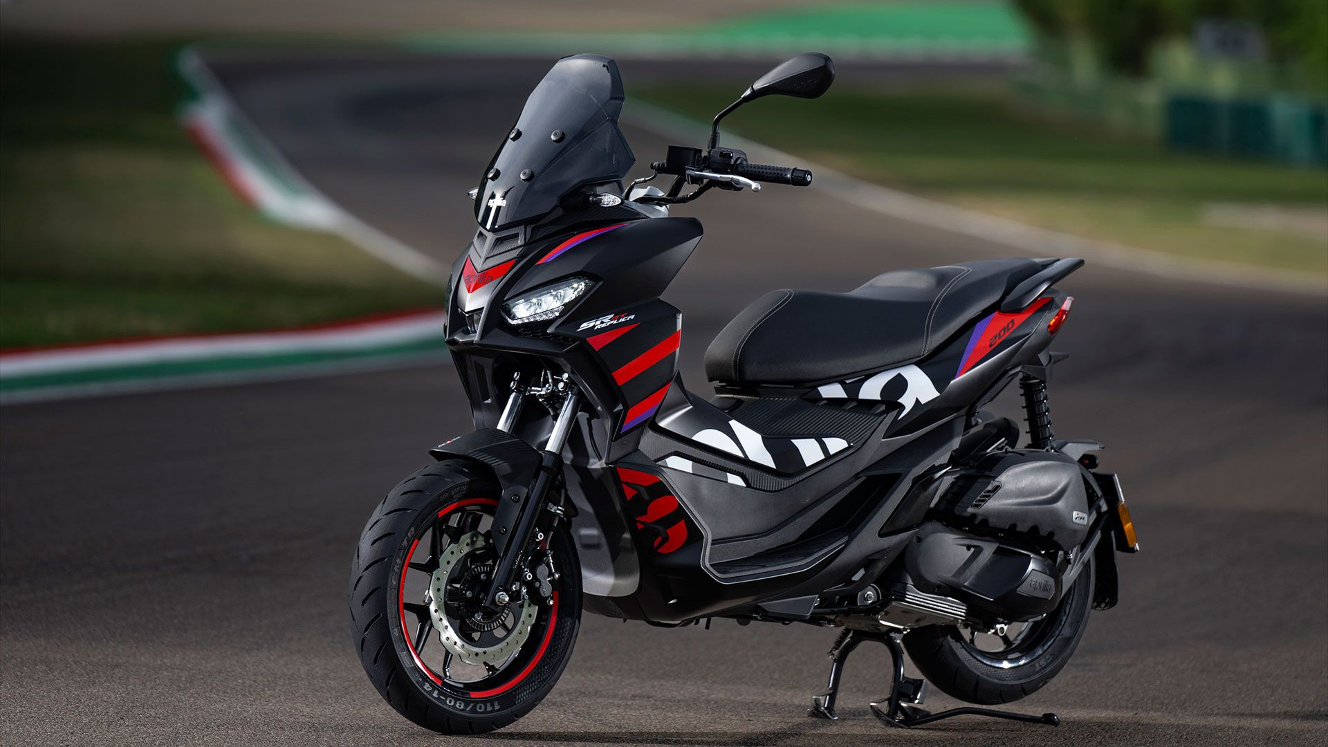 Aprilia SR GT Replica 2023 Estatica (6)