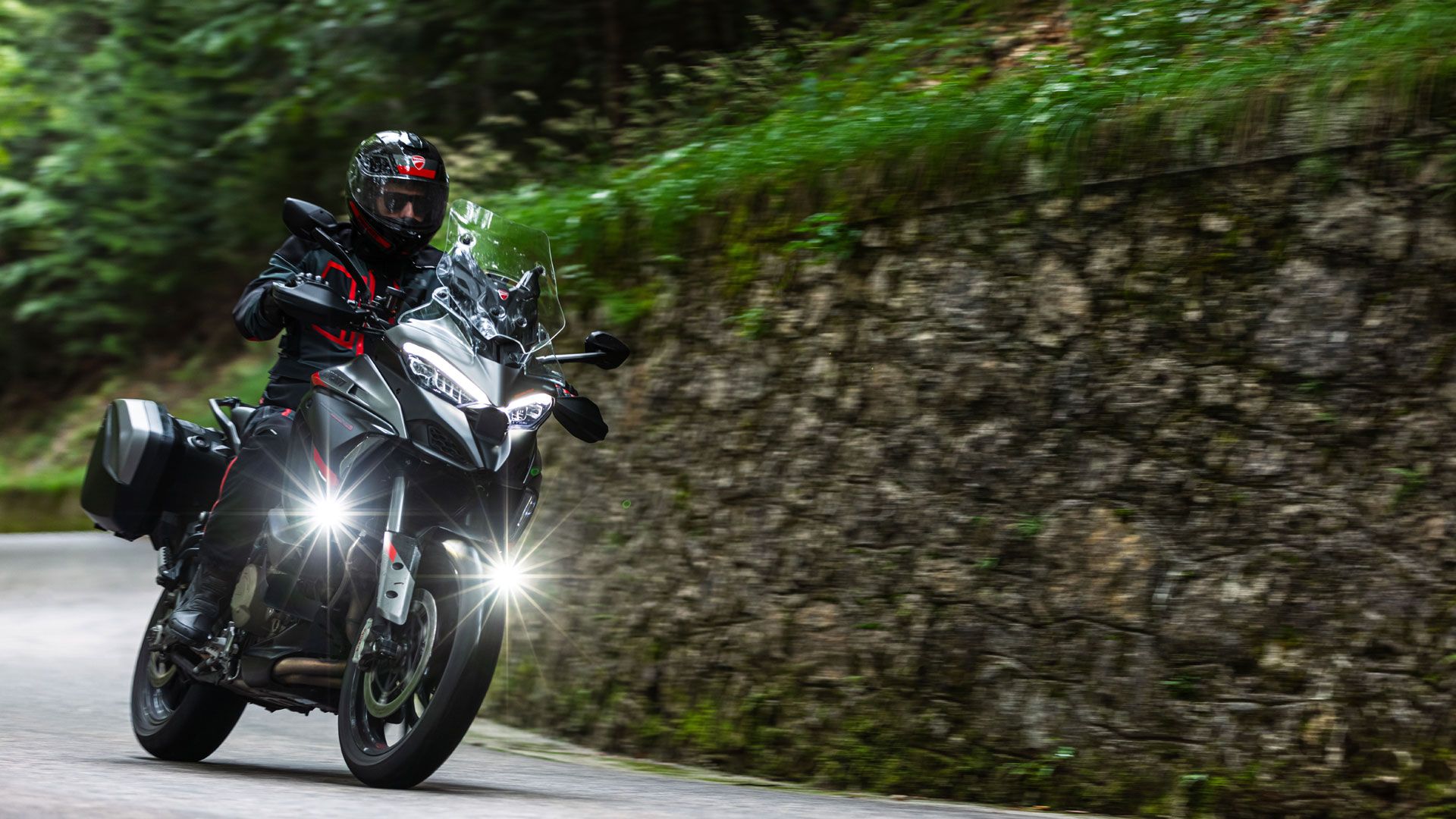 Ducati Multistrada V4 S Grand Tour 2024 Accion (7)