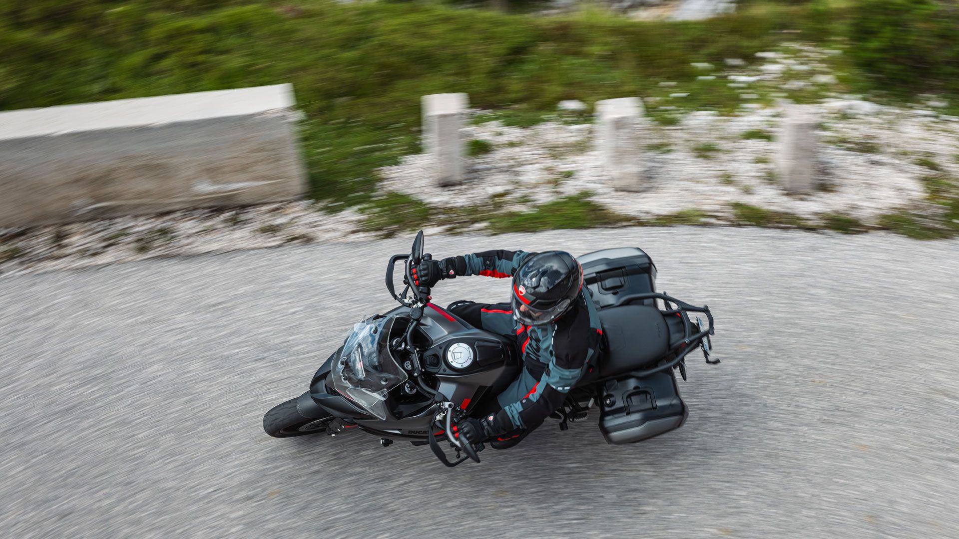 Ducati Multistrada V4 S Grand Tour 2024 Accion (8)