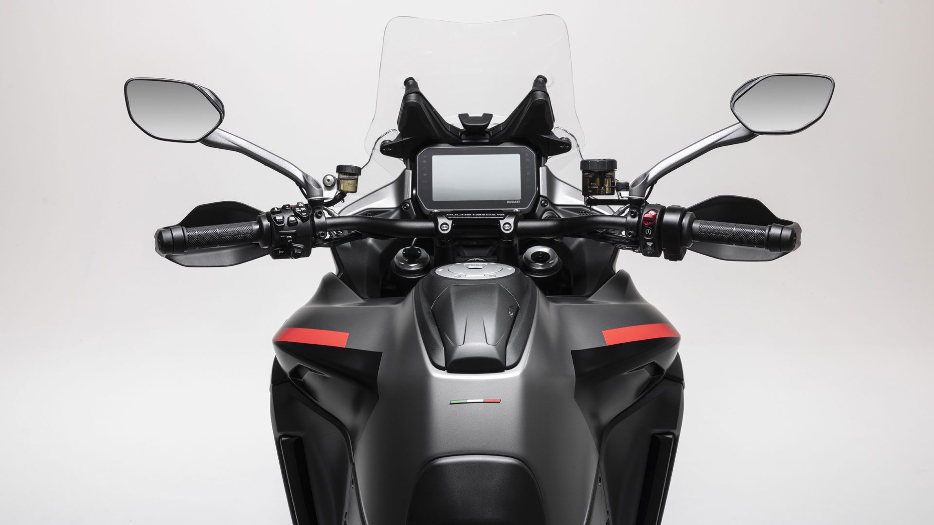 Ducati Multistrada V4 S Grand Tour 2024 Detalles (5)