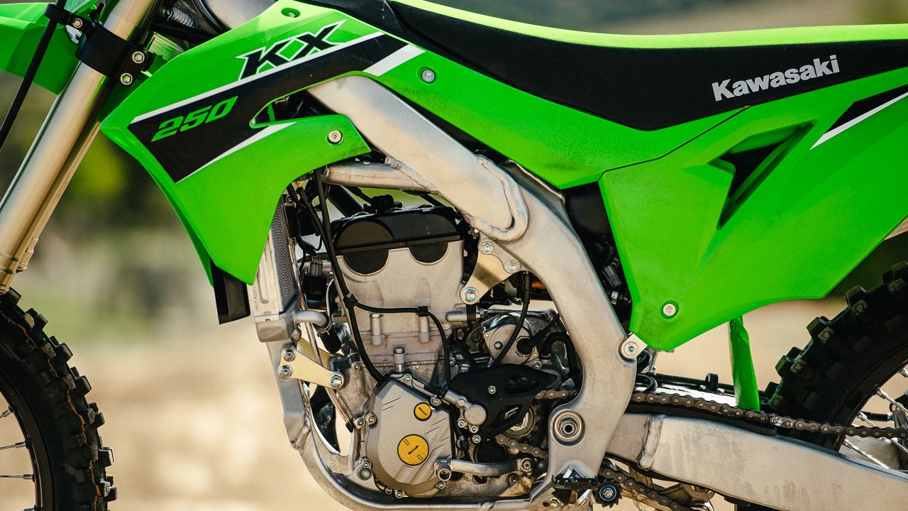 Kawasaki KX 250 2023 (11)