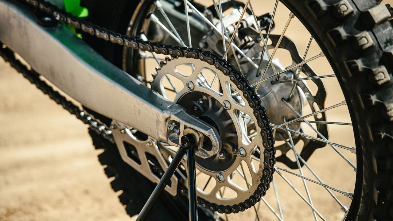 Kawasaki KX 250 2023 (13)