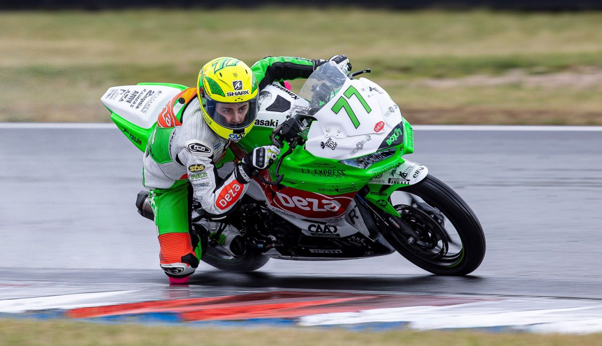 Pepe Osuna está brillando como rookie en Supersport 300 Pepe Osuna está brillando como rookie en Supersport 300