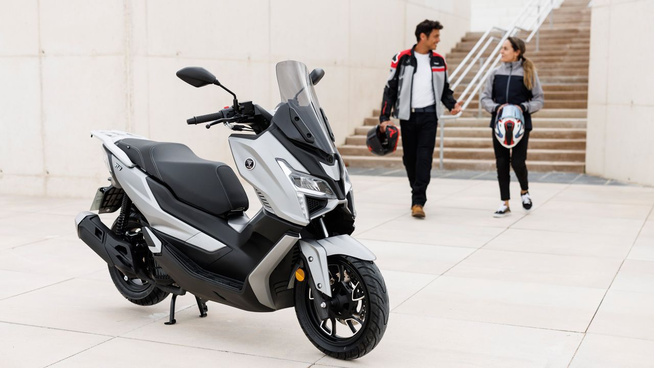 Voge SR1 125 (11)