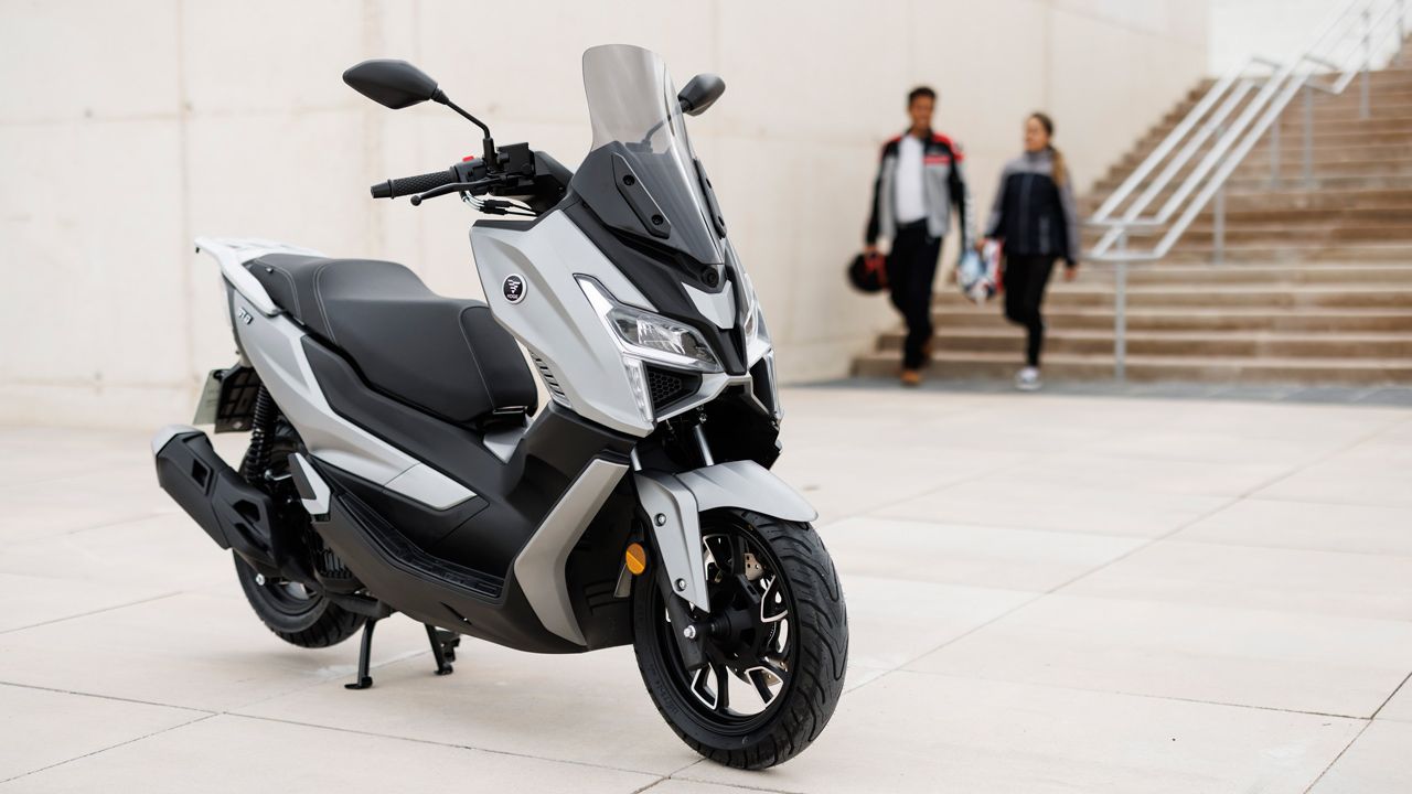 Voge SR1 125 (12)