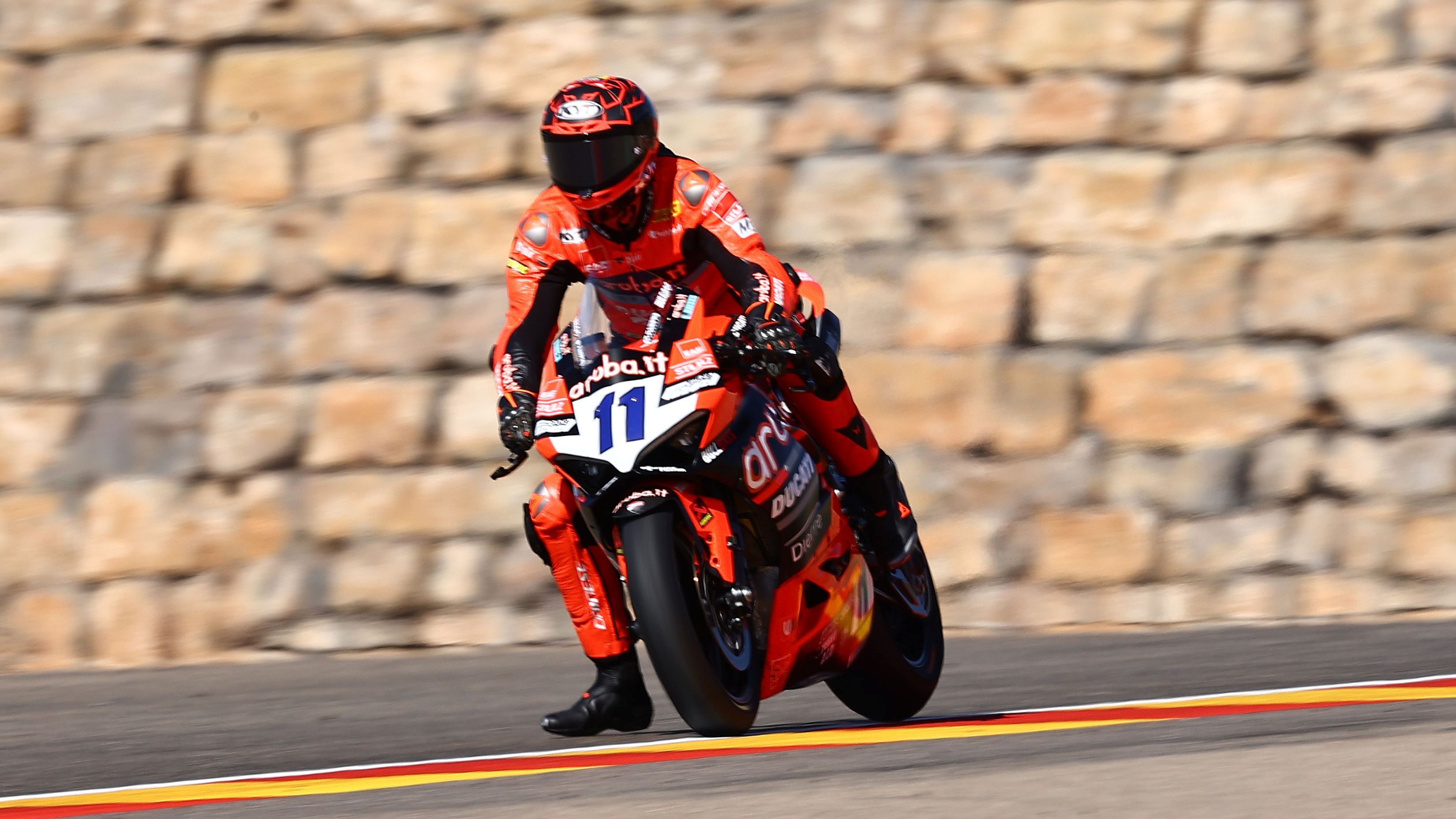 Nicolò Bulega podrá ser campeón mañana tras ganar hoy en Motorland