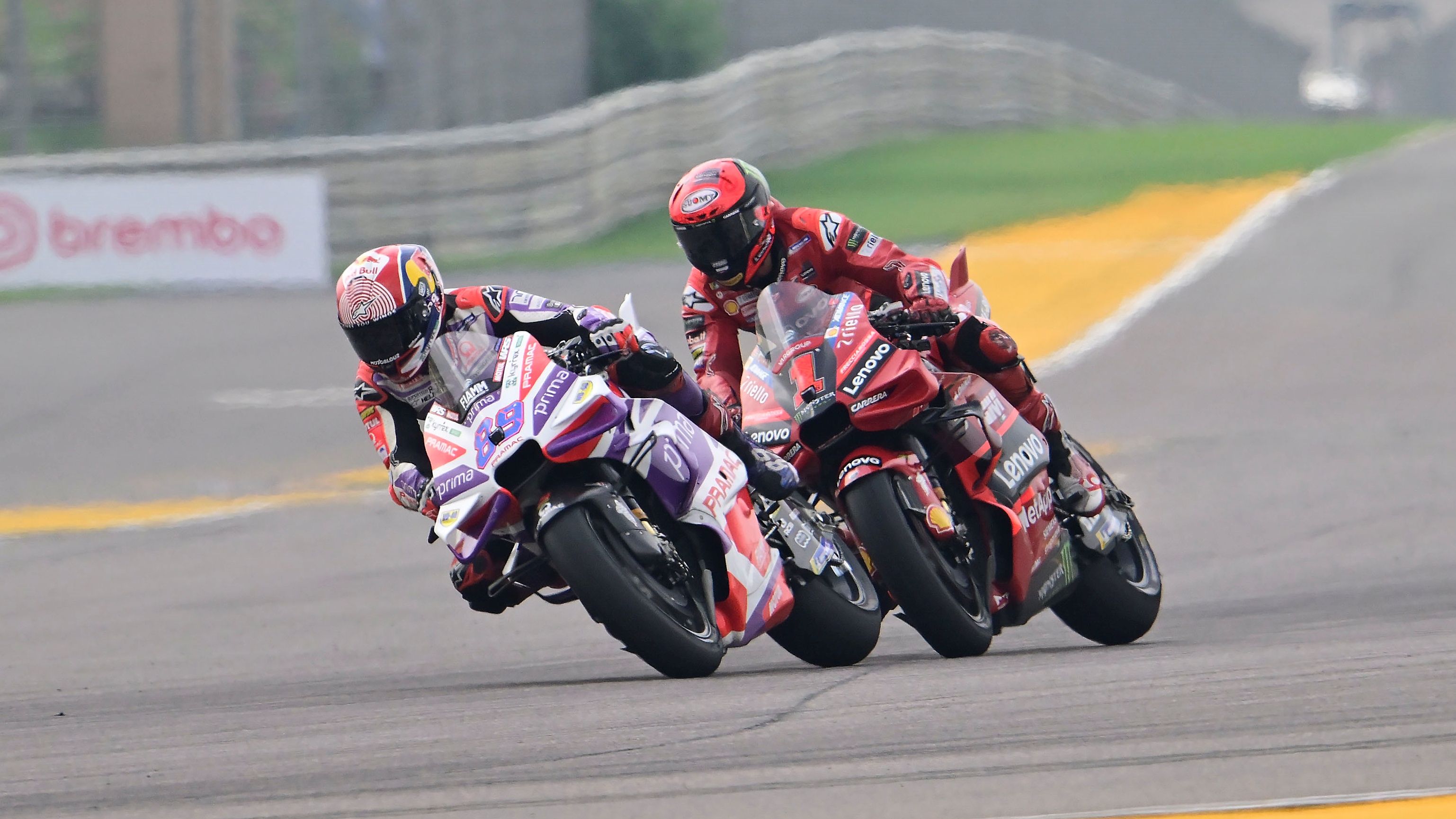 Jorge Martín con Pecco Bagnaia totalmente pegado, MotoGP India 2023