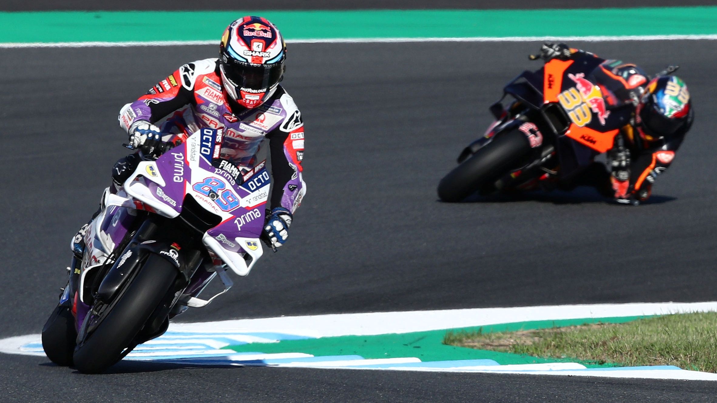 Jorge Martín y Brad Binder en el GP de Japón del año pasado