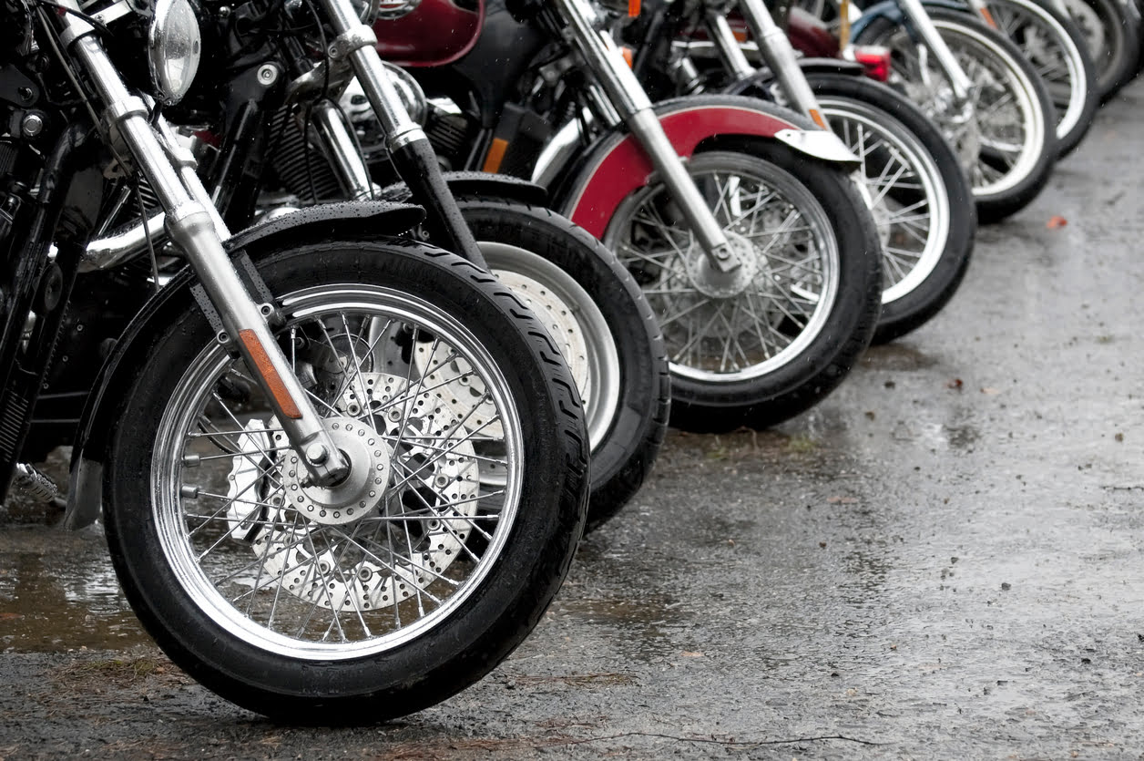 Cuánto cuesta sacar la moto del depósito si se la ha llevado la grúa