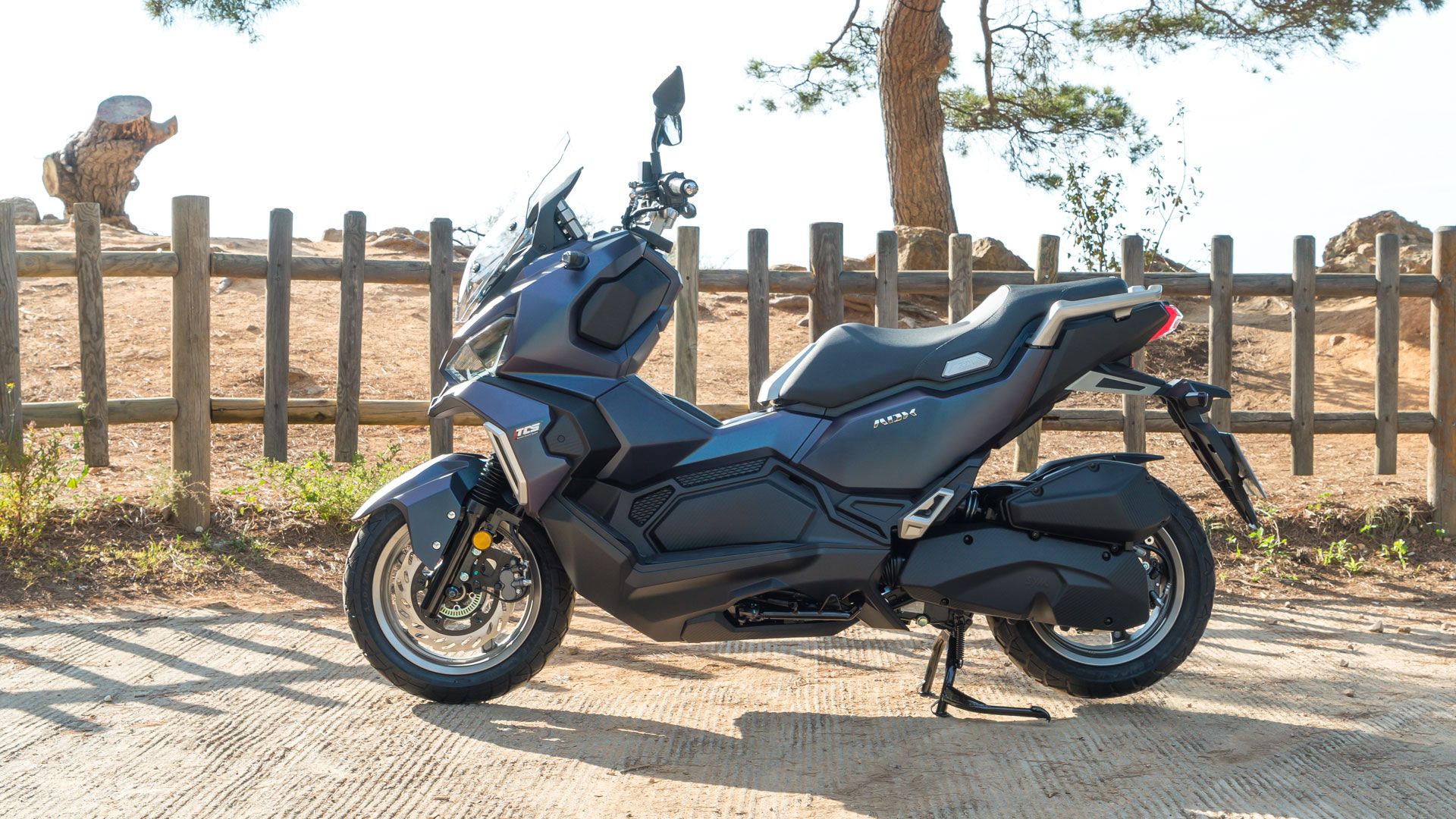 SYM ADX 125 2023 Estatica (2)