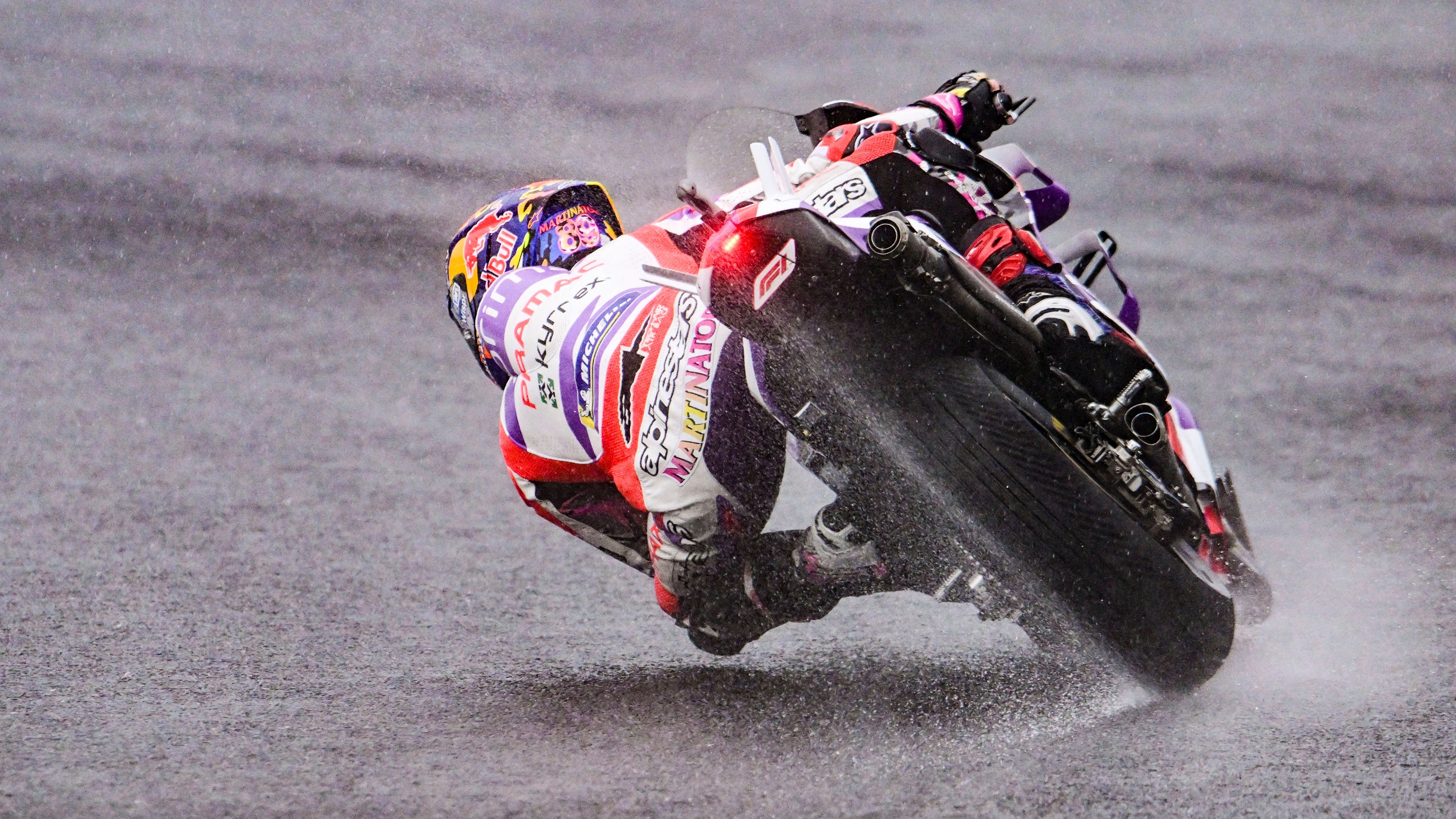 Jorge Martín trazando en lluvia, MotoGP Japón 2023