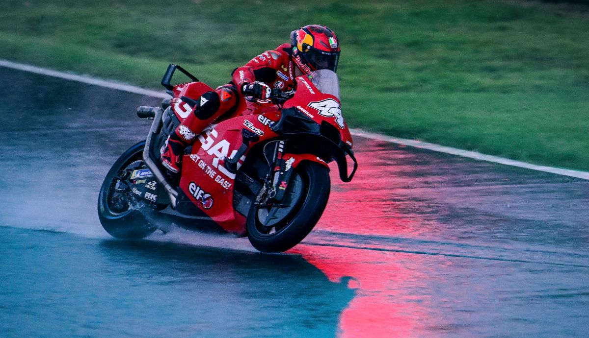 Pol Espargaró sobre un empapado Motegi, MotoGP Japón 2023 Pol Espargaró sobre un empapado Motegi, MotoGP Japón 2023