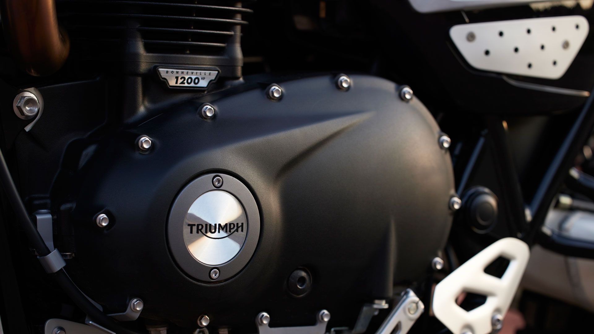 Triumph Scrambler 1200XE 20Y24 Detalles (13)