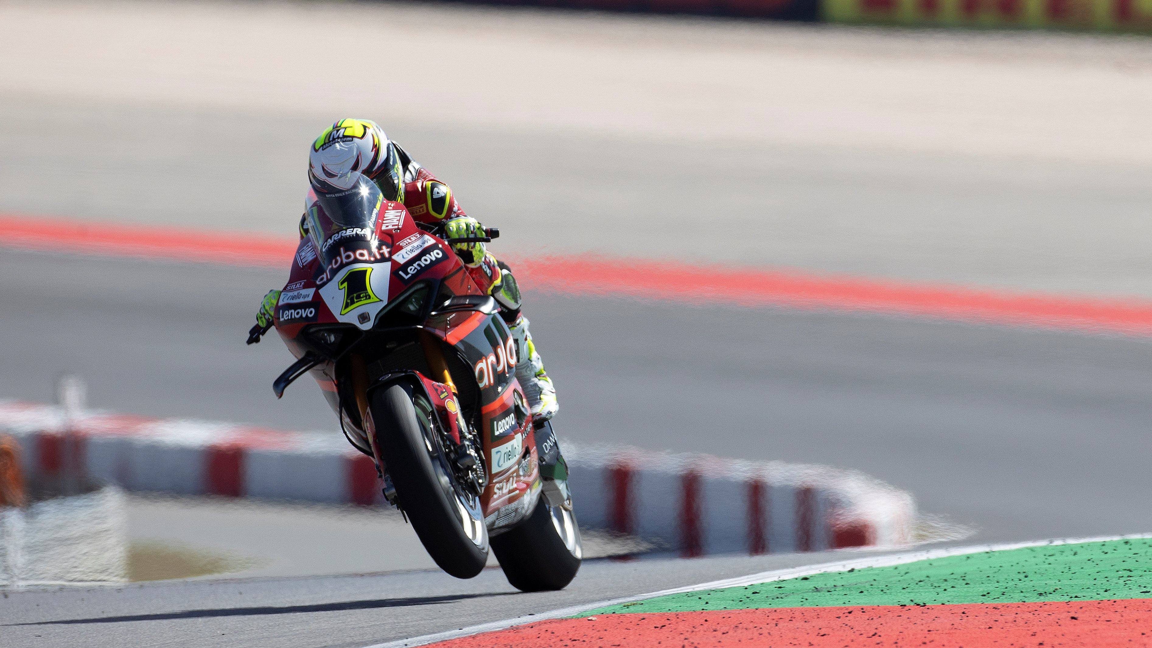 Álvaro Bautista se dirige a una victoria en solitario, WSBK Portimao 2023