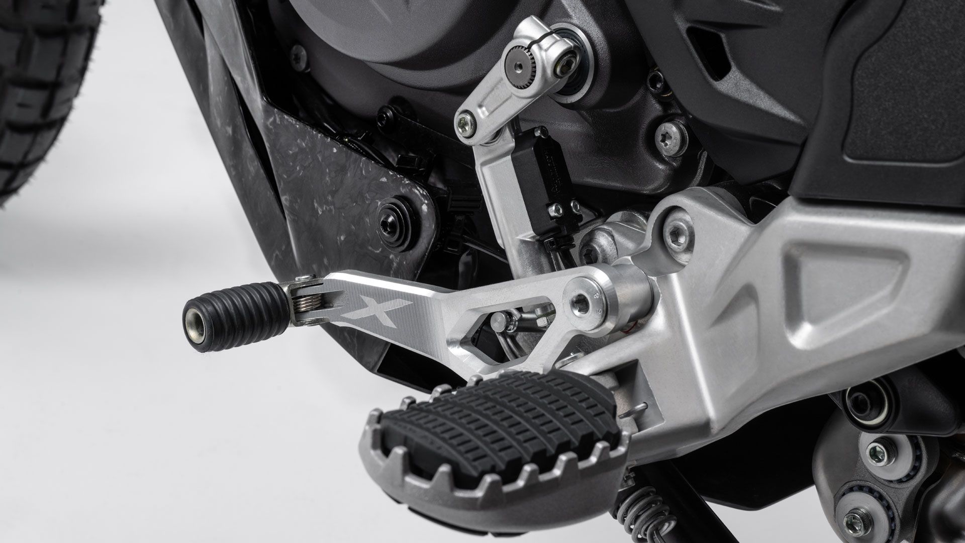 Ducati DesertX Rally 2024 Detalles (14)