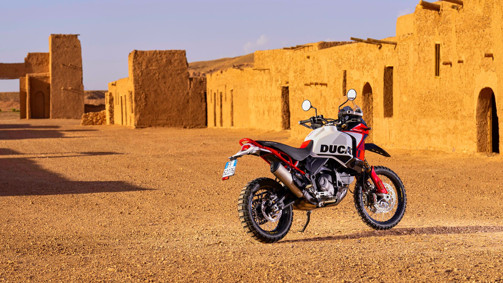 Ducati DesertX Rally 2024 Estatica (1)