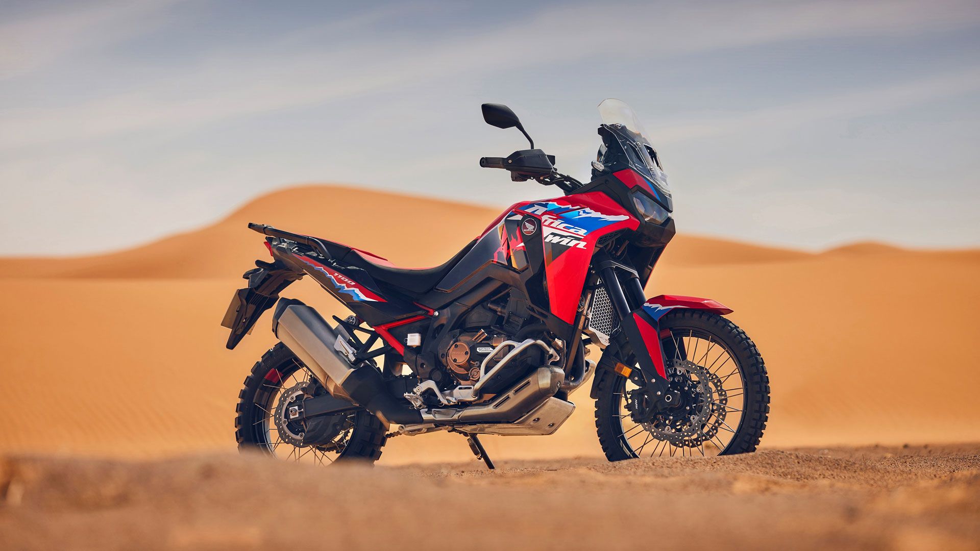 Honda CRF1100L Africa Twin 2024 Estatica (1)