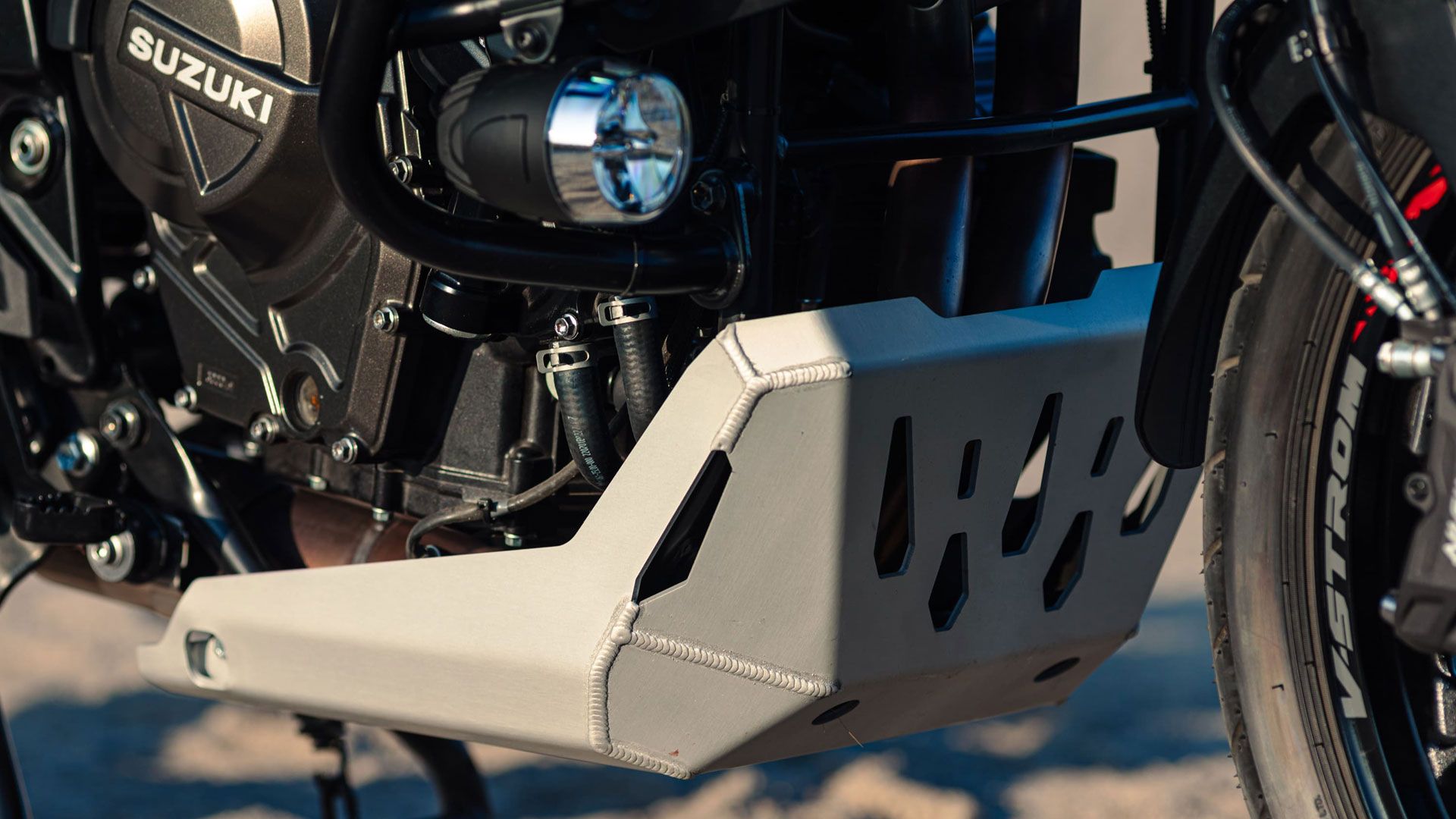 Suzuki V Strom 800 Tech 2023 Detalles (10)