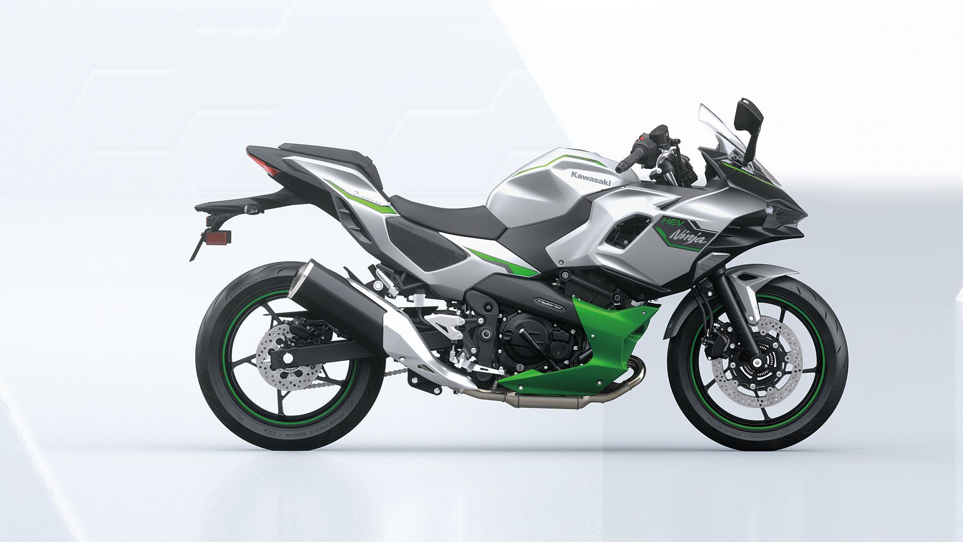 Kawasaki Ninja 7 HEV 2024 Estudio (10)