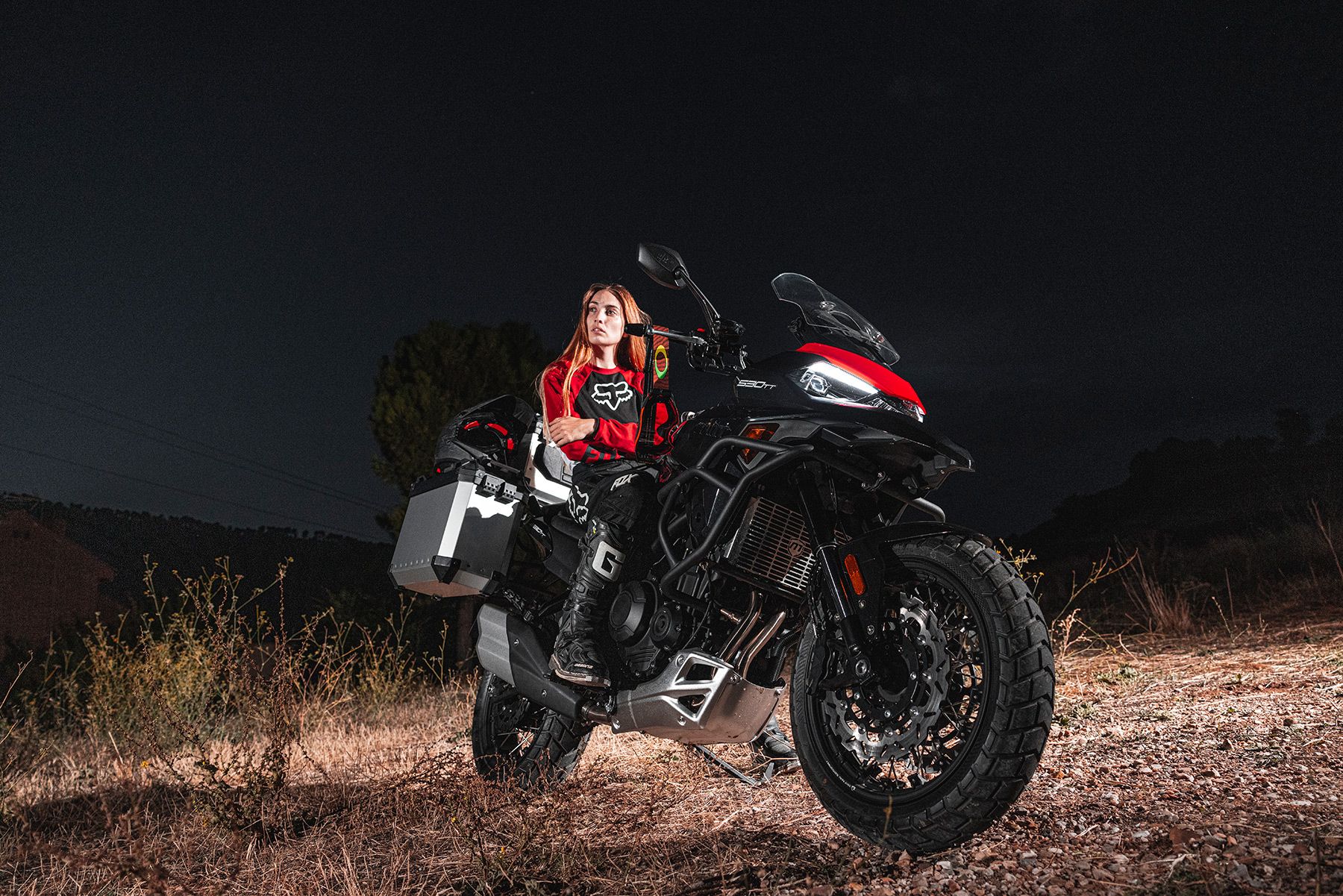 Mitt 530 TT Adventure accion (12)