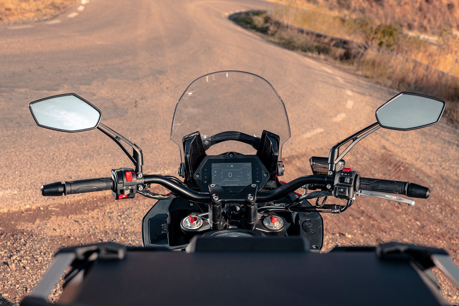 Mitt 530 TT Adventure detalles (1)