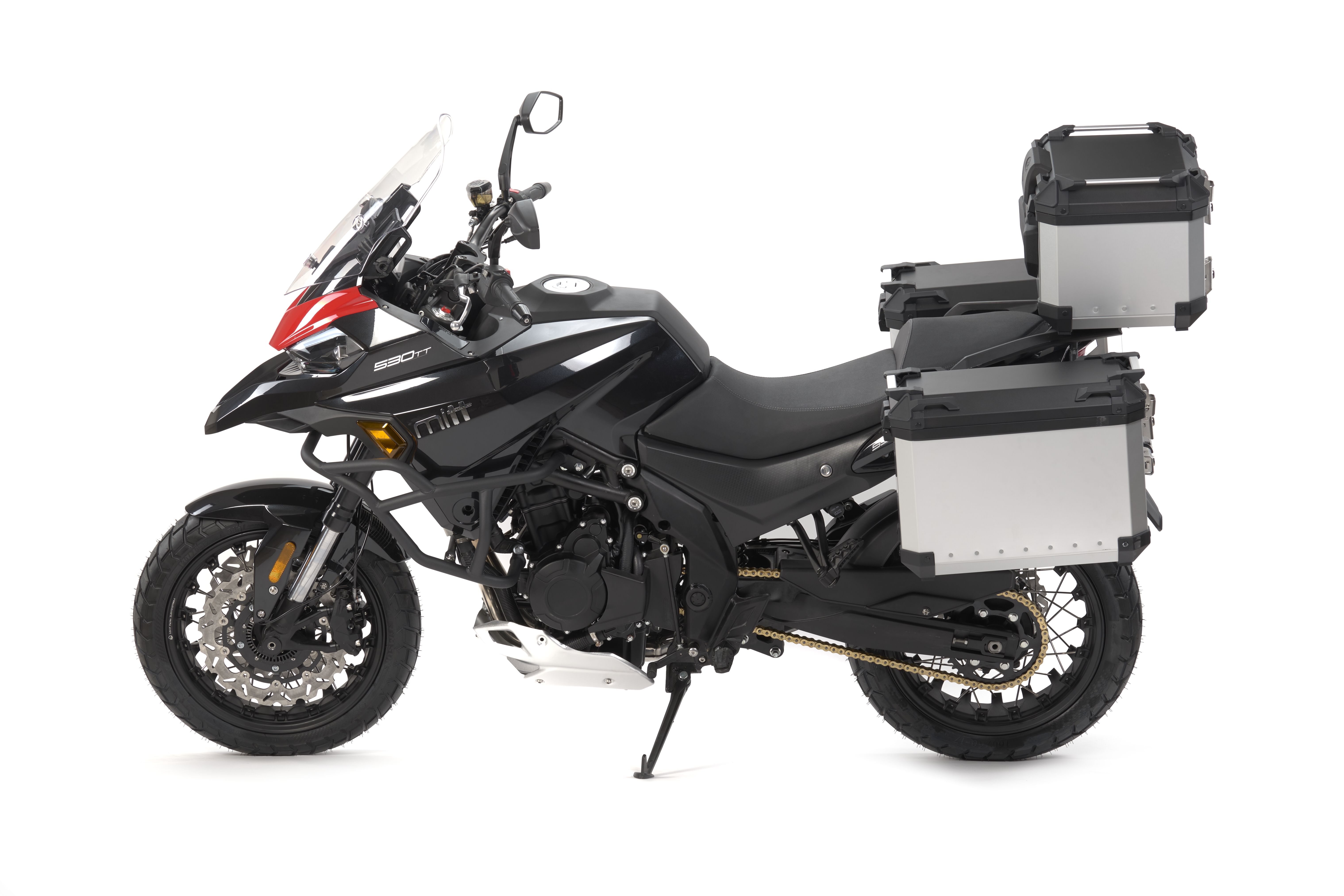 Mitt 530 TT Adventure estudio (8)