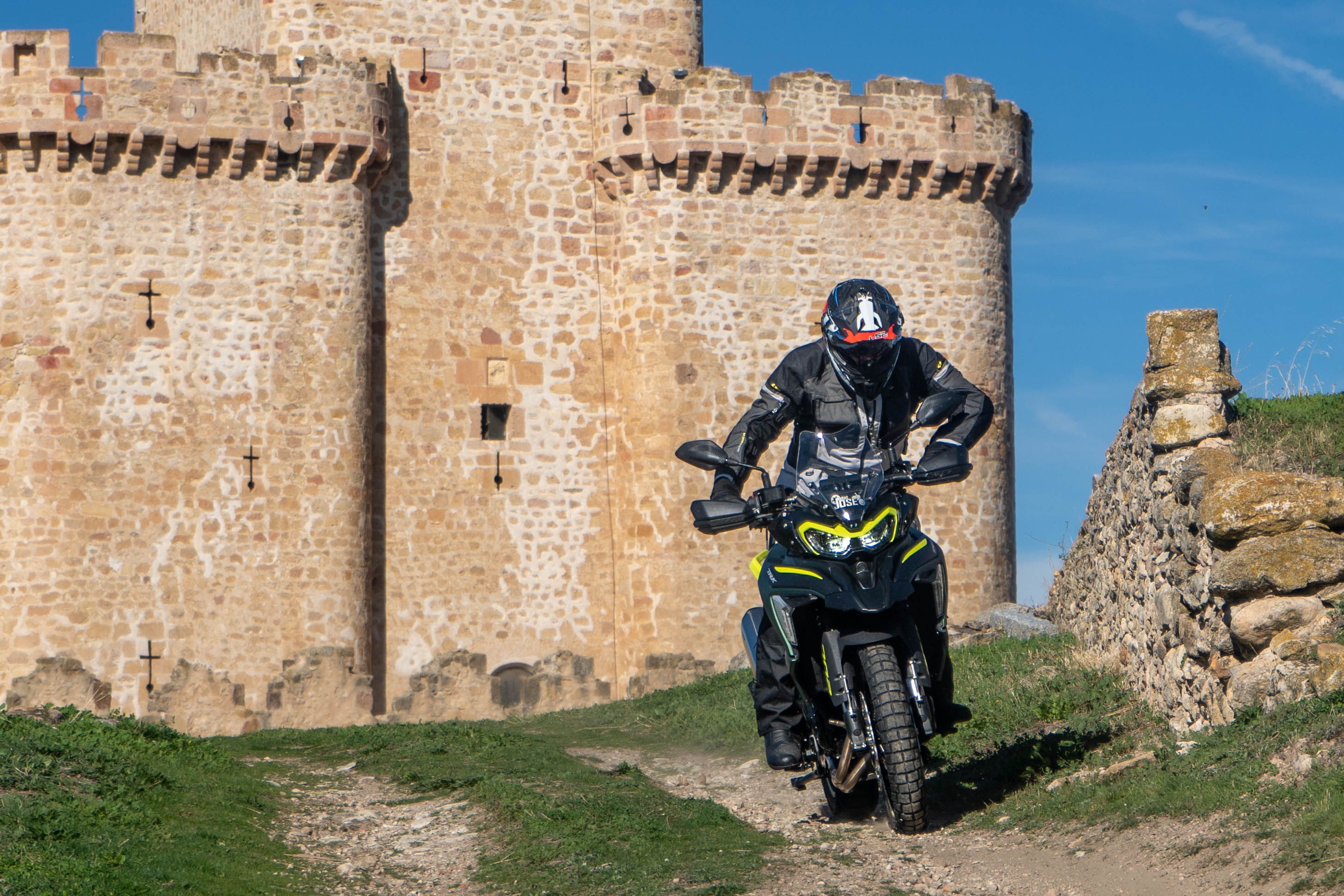 Fotos Benelli TRK 702 y 702 X
