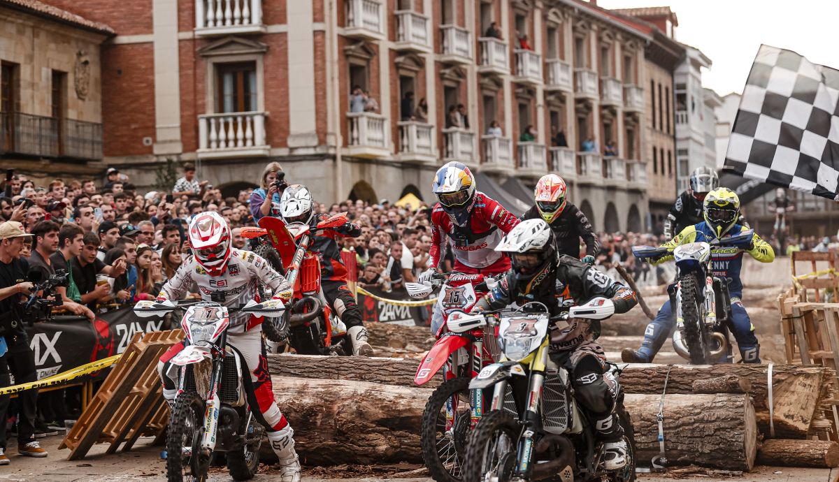 finish HEWC 2022 Rnd8 Hixpania Hard Enduro 05822 finish HEWC 2022 Rnd8 Hixpania Hard Enduro 05822
