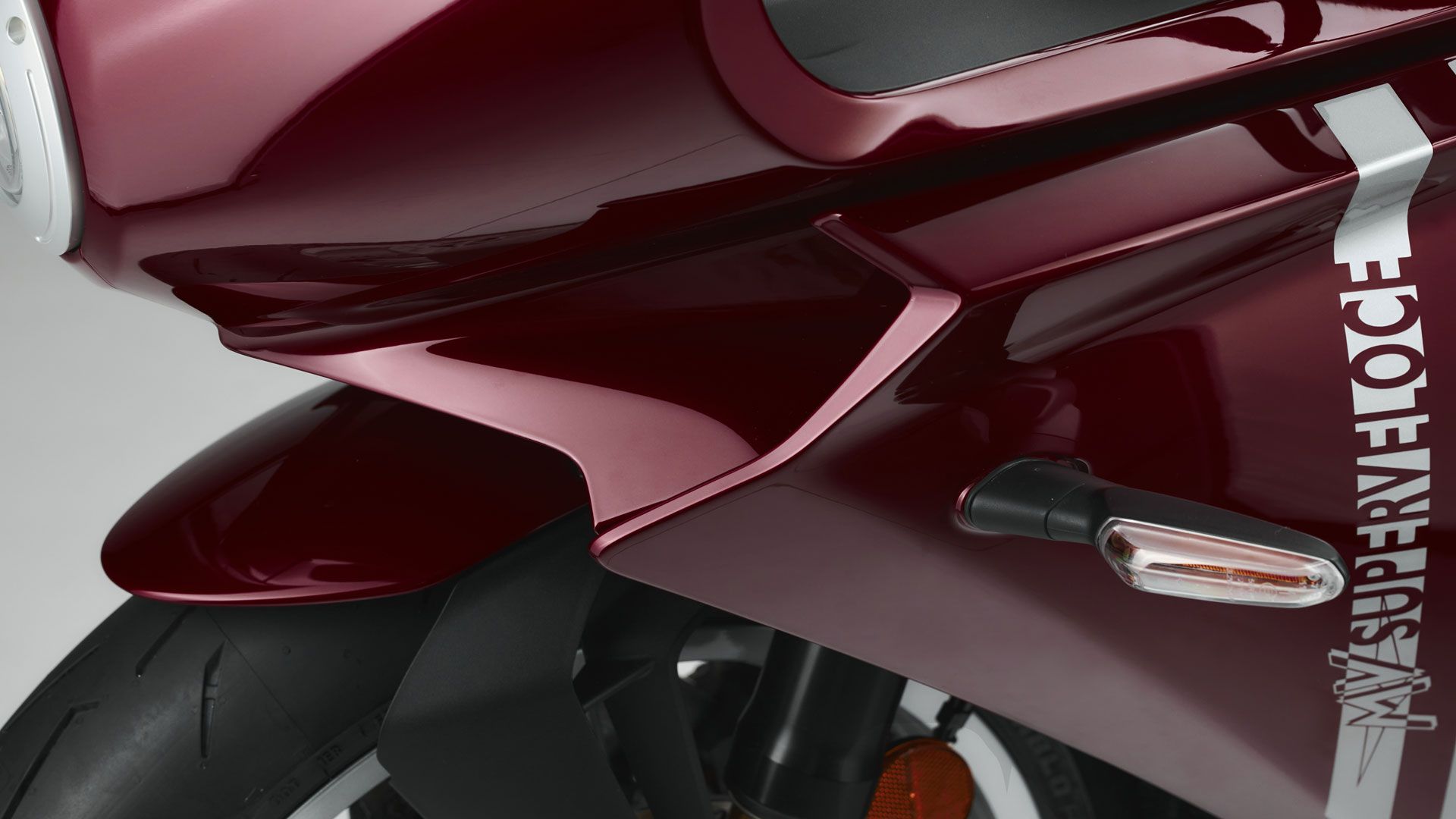 MV Agusta Superveloce 98 Estandar 2024 Detalles (48)
