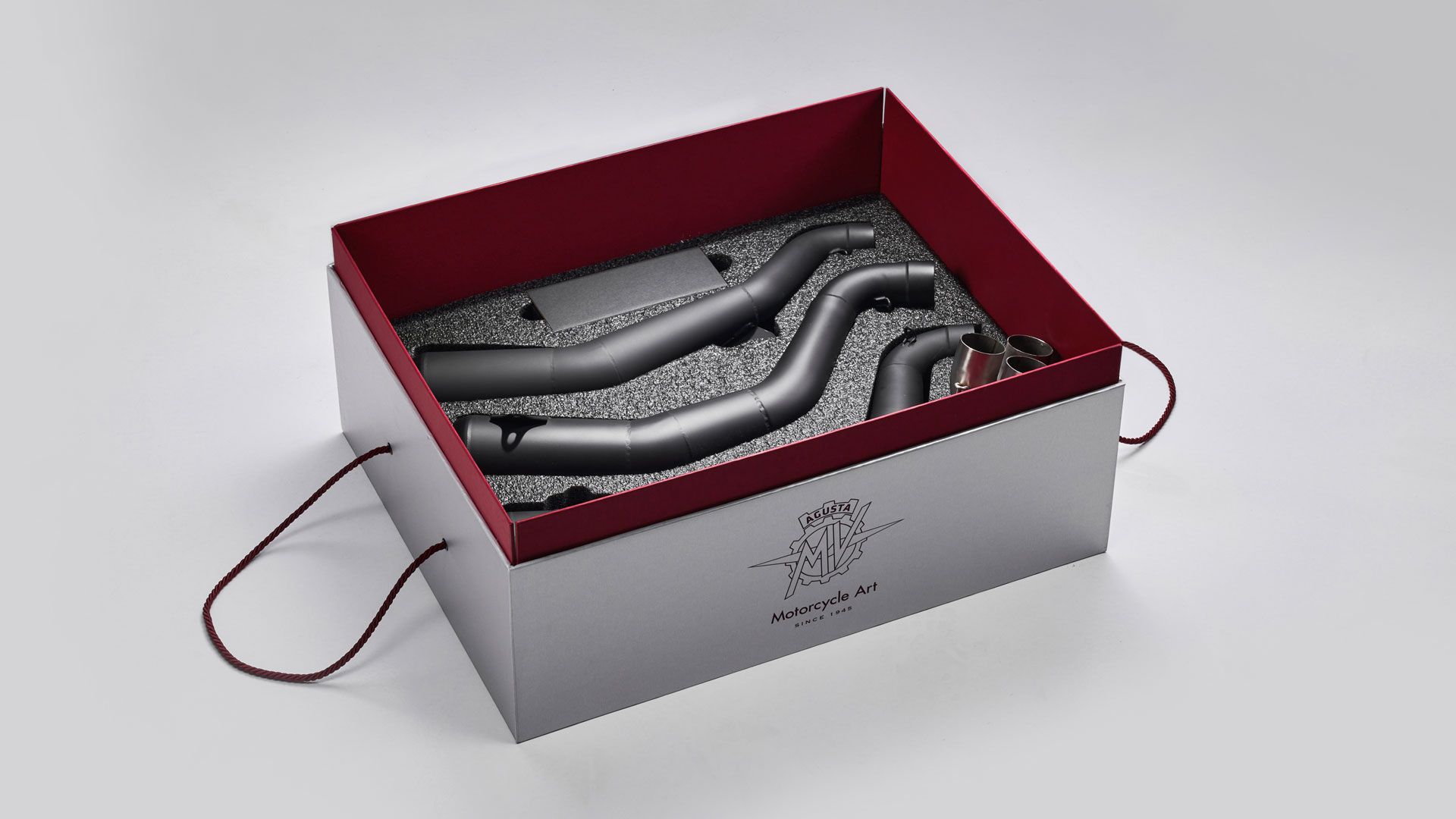 MV Agusta Superveloce 98 Racing Kit 2024 Caja (4)