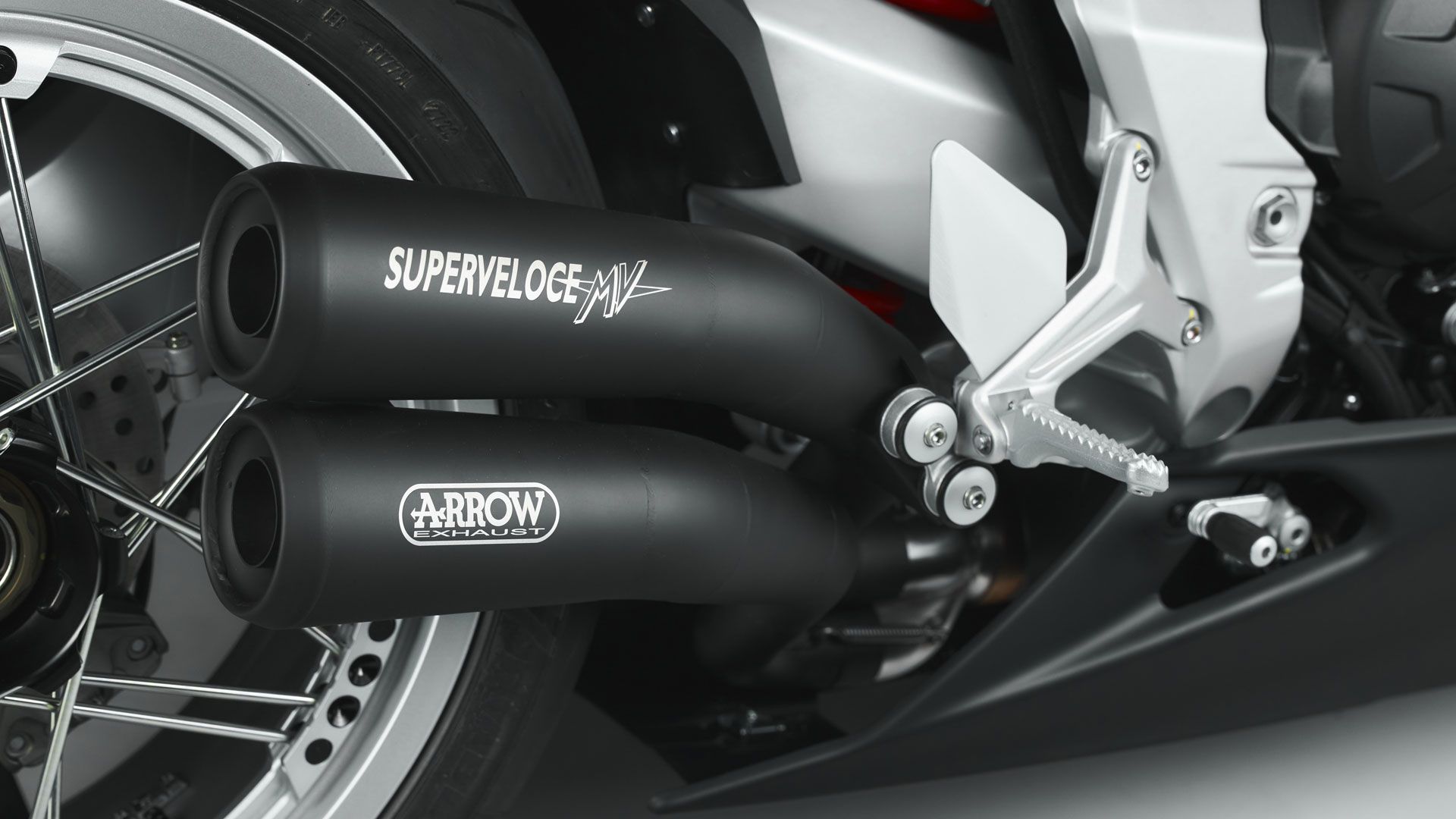 MV Agusta Superveloce 98 Racing Kit 2024 Detalles (3)