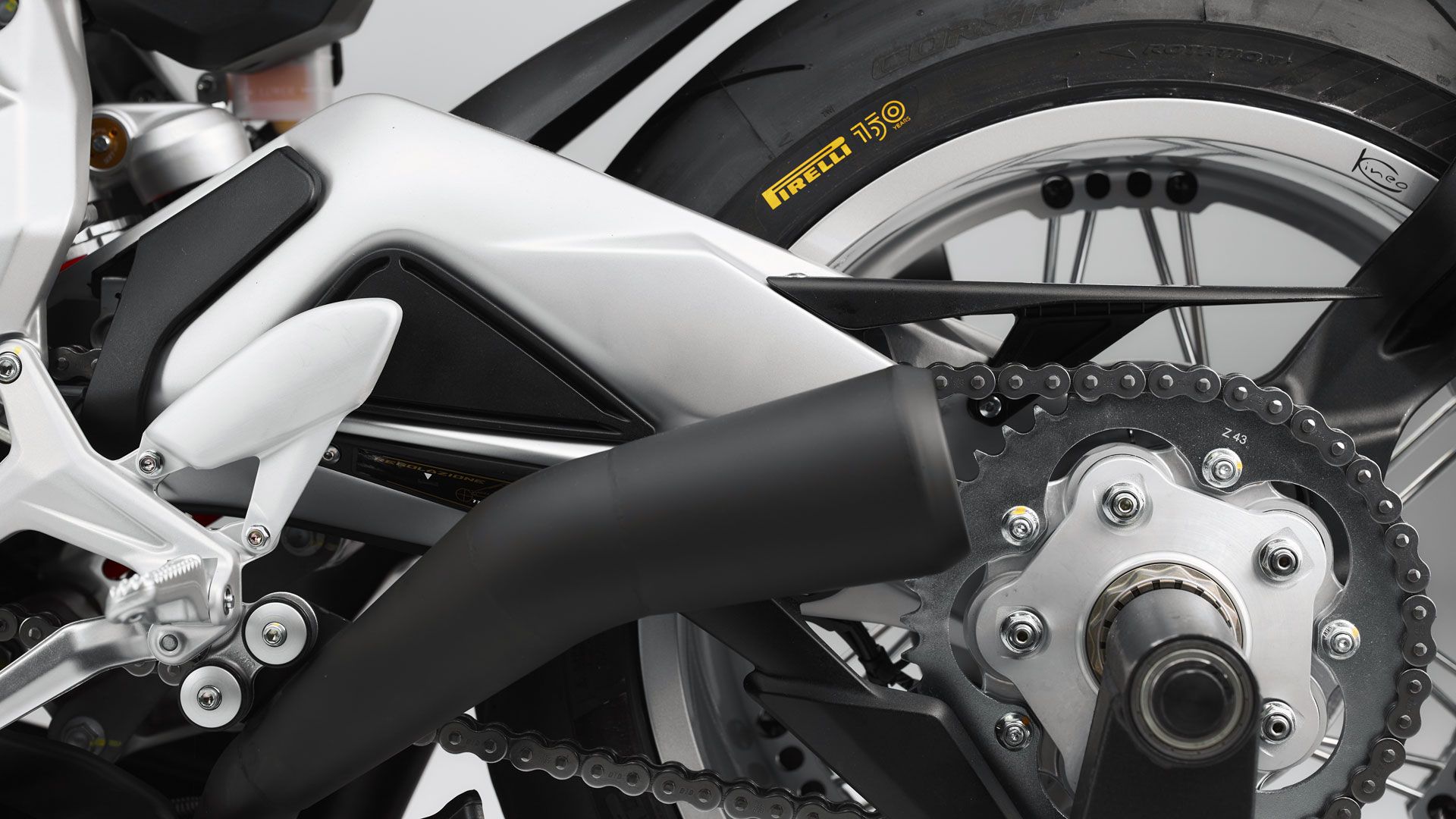 MV Agusta Superveloce 98 Racing Kit 2024 Detalles (6)