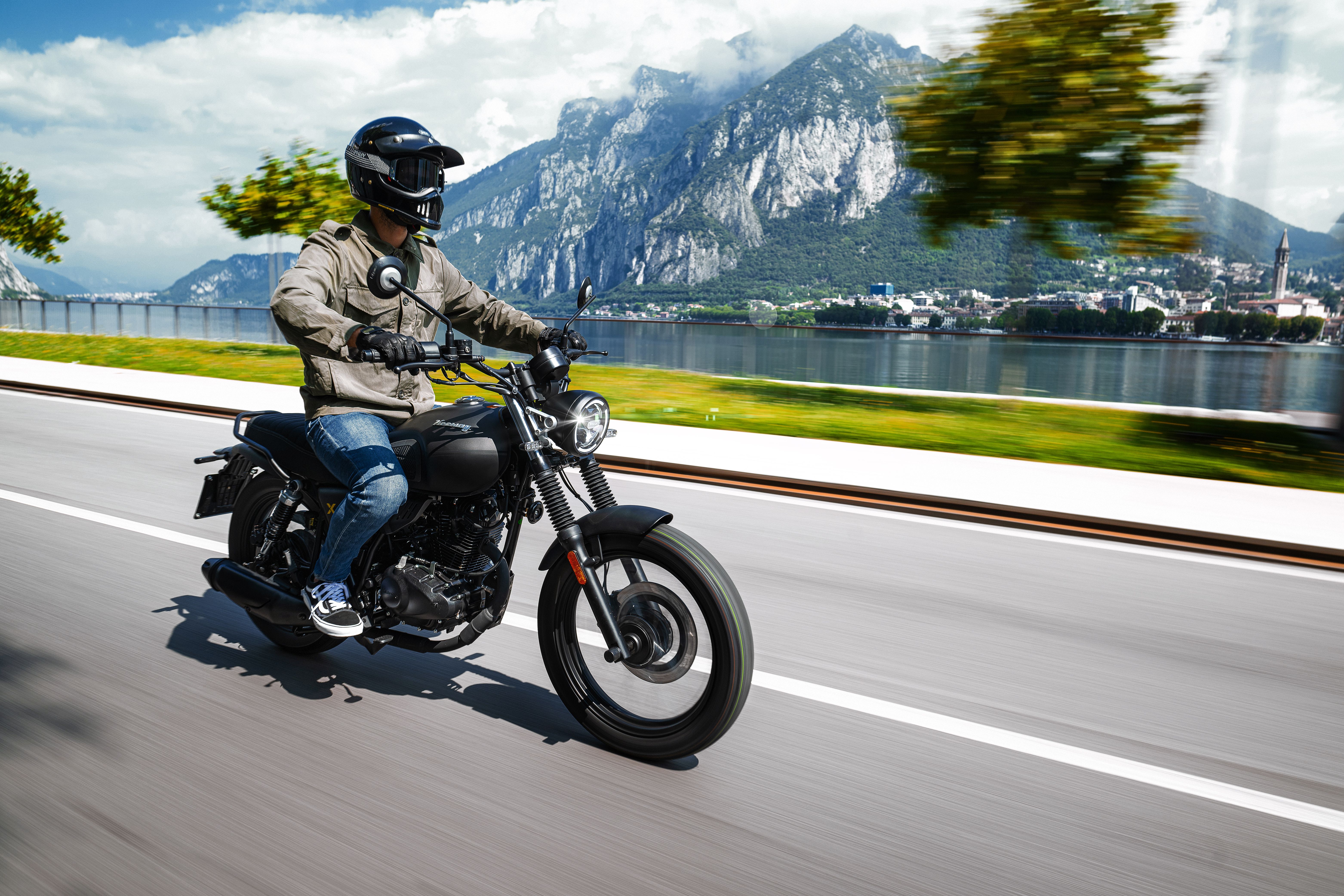 Keeway X Light 125  (1)